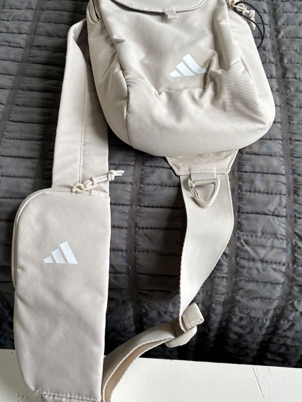 Adidas crossbody - Picture 4 of 5
